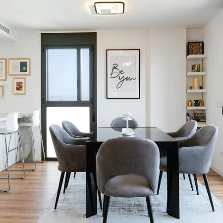Apartamento Sunsets And The Pool In Barcelona *