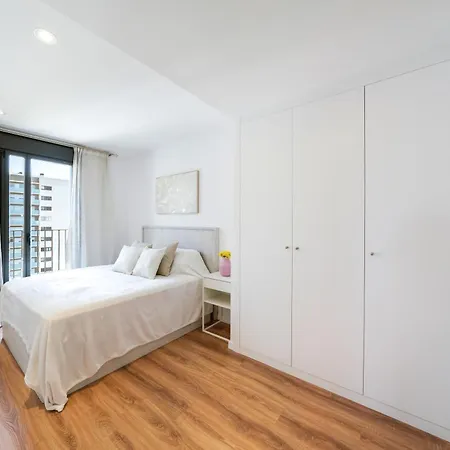 Apartamento Sunsets And The Pool In Barcelona Cornellá de Llobregat