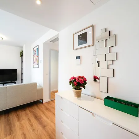 Apartamento Sunsets And The Pool In Barcelona *
